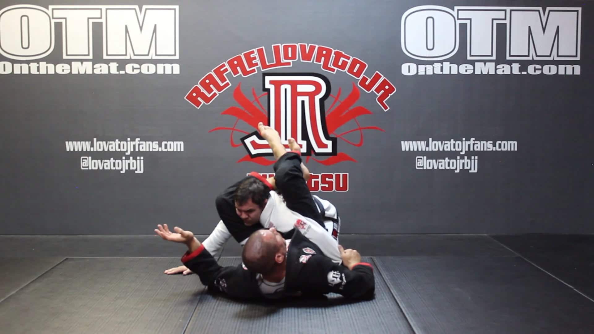 Omoplata